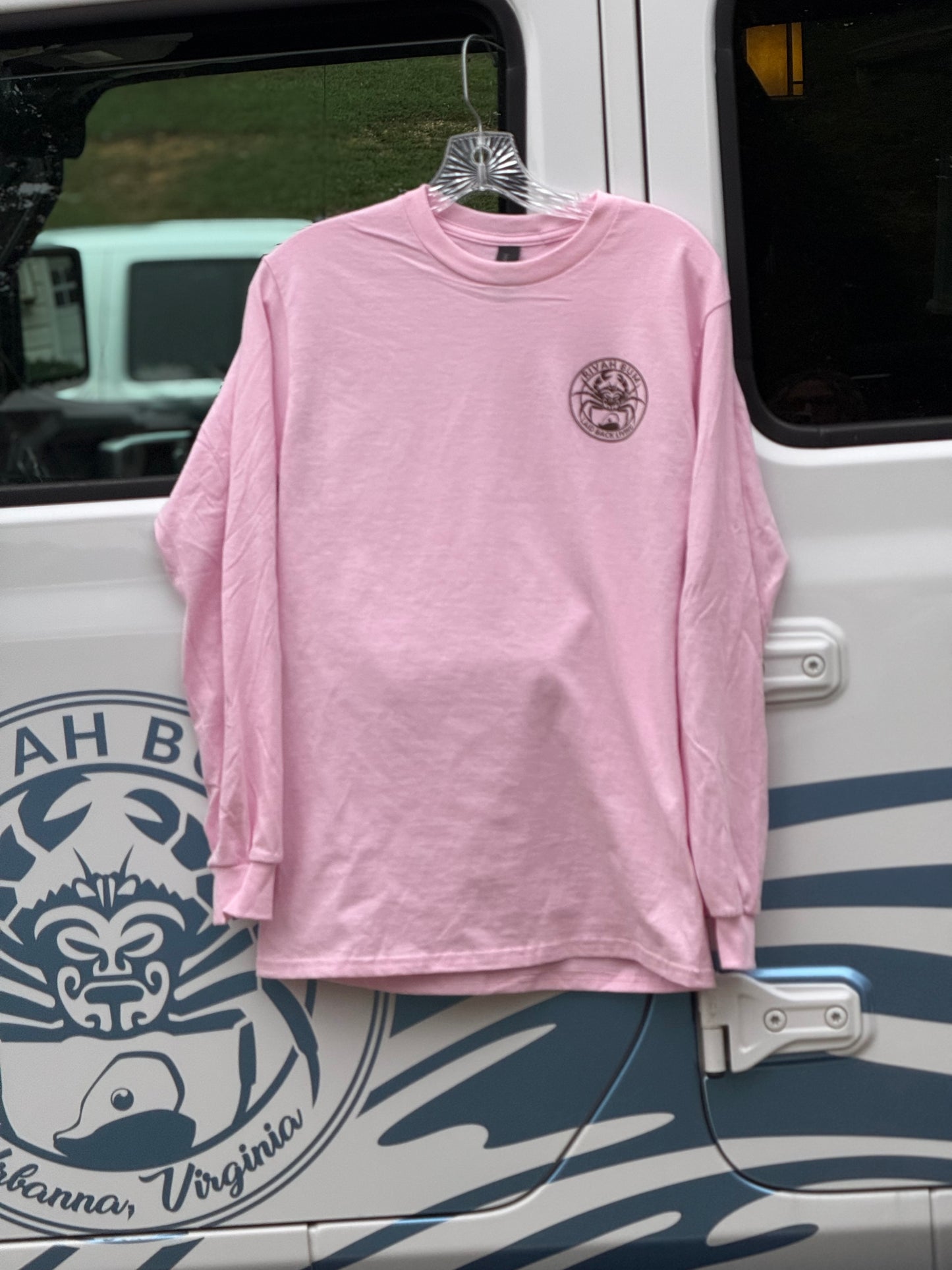 Oyster Life - Rivah Bum | Unisex Long Sleeve Tee - Light Pink
